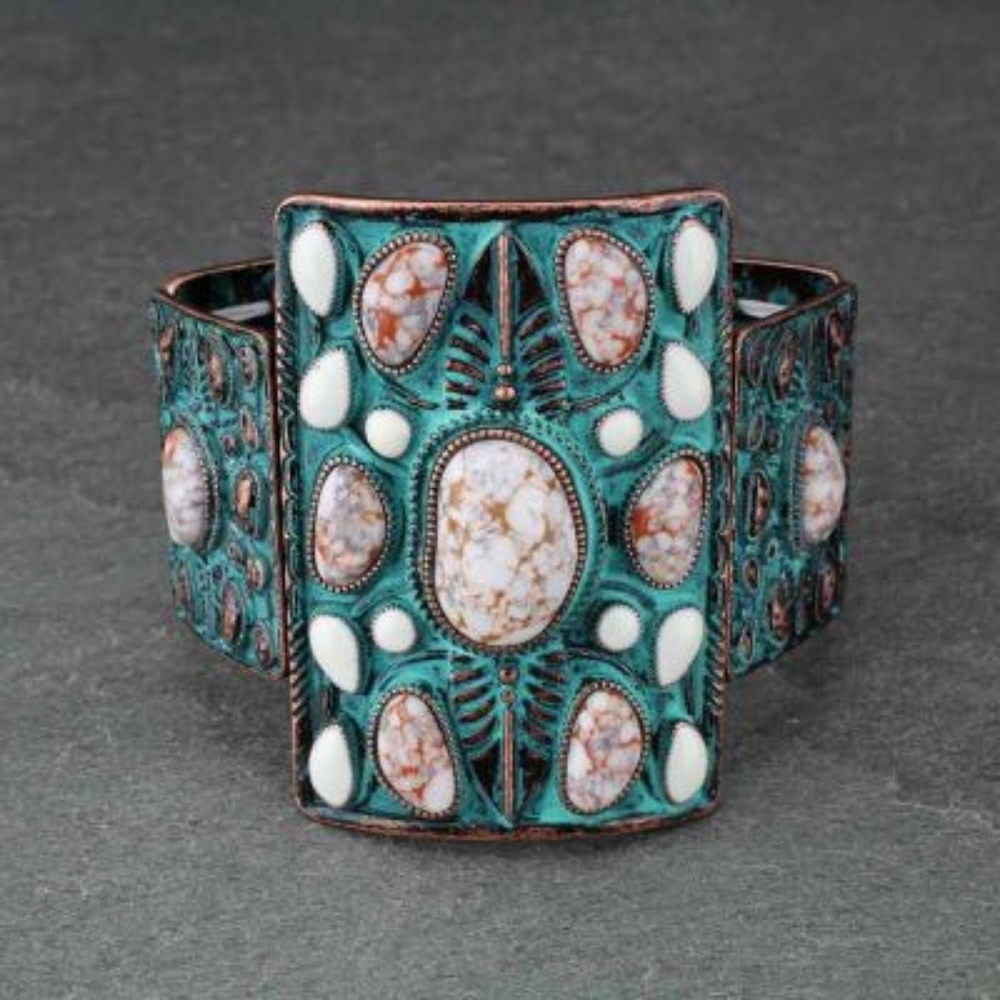 LAST ONE!! Western Statement Bracelet - Picture 2 of 4